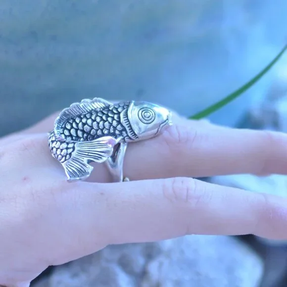 Huge Sterling Silver Koi Fish Statement Ring - Picture 5 of 5